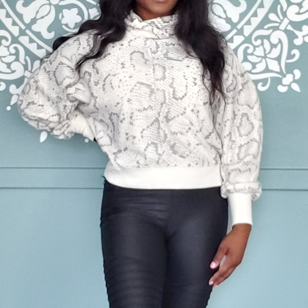 Snakeskin print Sweater
